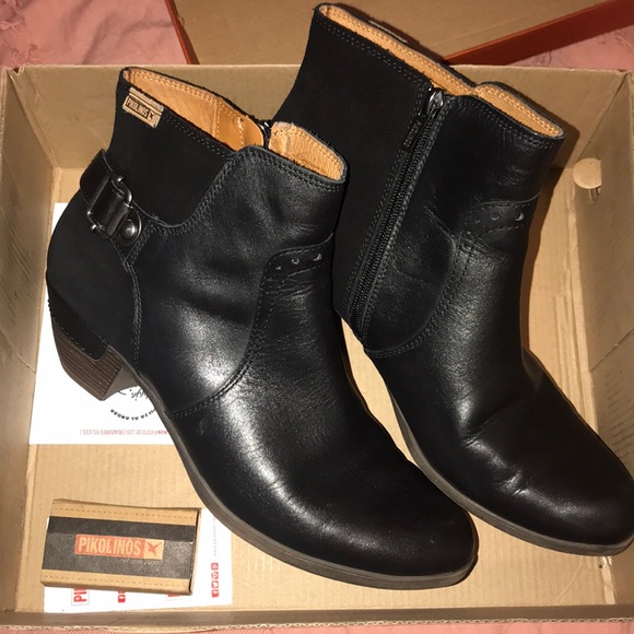 vicar water repellent studded bootie